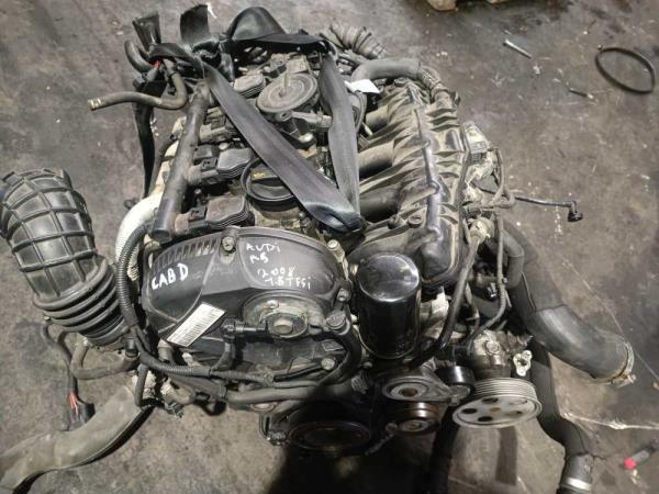 MOTEUR AUDI 1.8TFSI CABD - Vue 1